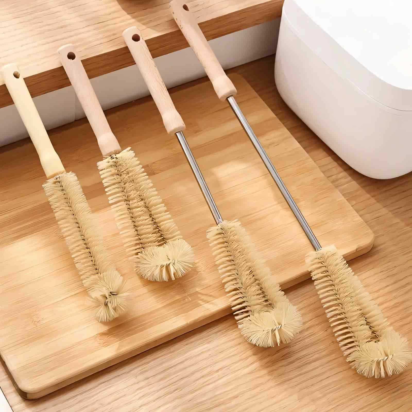 Eco-Friendly Long Handle Wooden Cleaning Brush – Durable, Natural Kitchen Scrubber - Tremmi